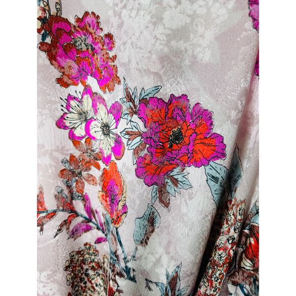 Free People Intimately Pale Pink Cream Multicolor Floral Kimono Bathrobe XS - Picture 10 of 15